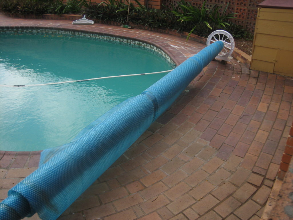 automatic pool cover stuck